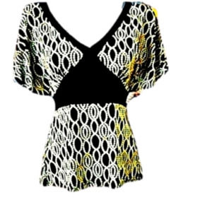 Iz Byer M Lacey Black And White Tie Back Tunic